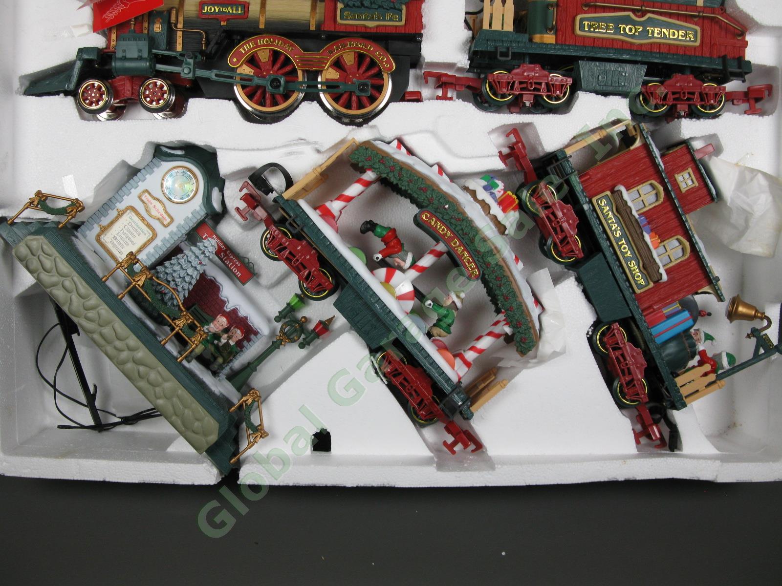 New Bright The Holiday Express Animated Train Set 387 G COMPLETE Video See Desc 4