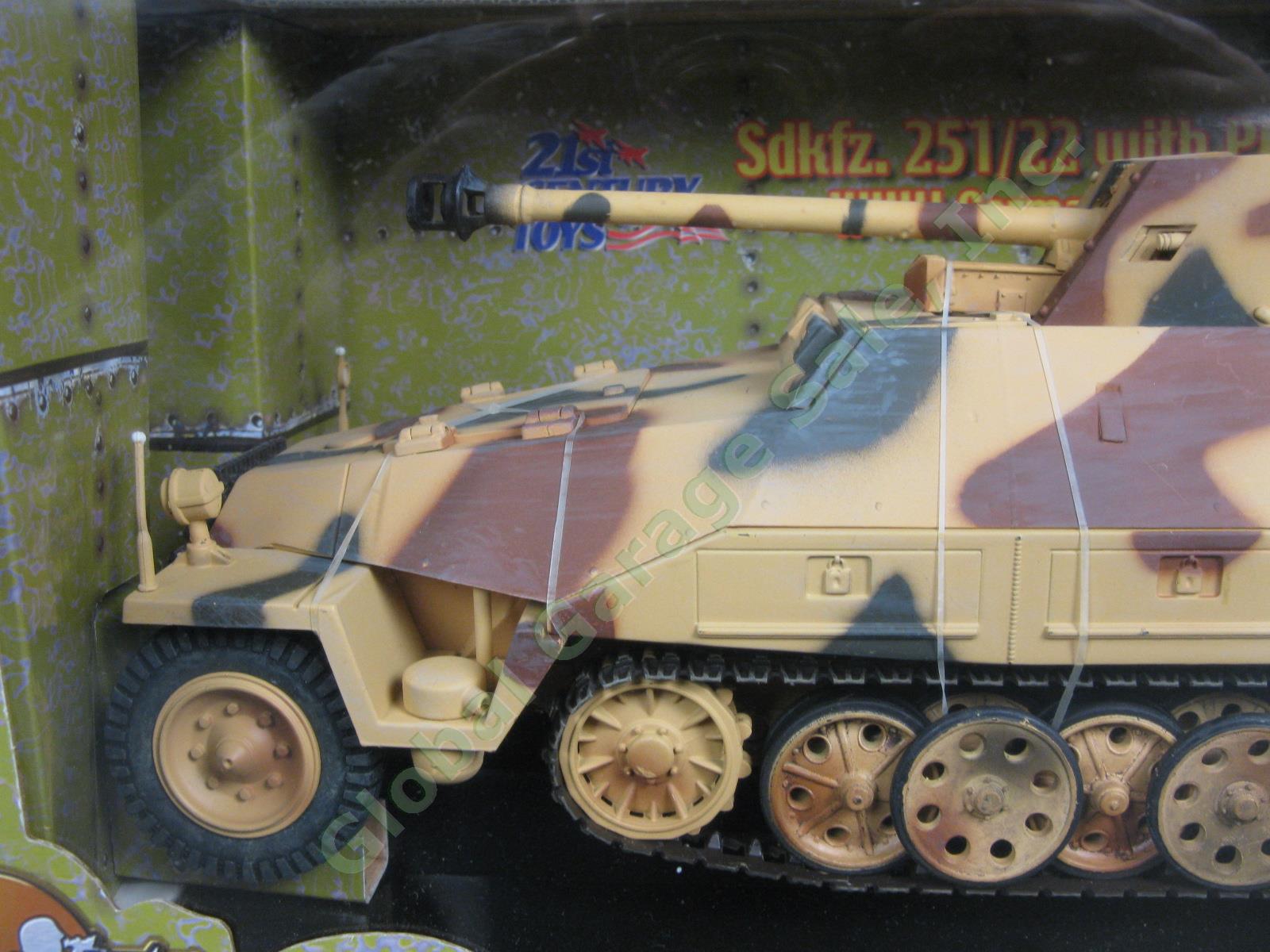 Ultimate Soldier 1/18 Sdkfz 251/22 PAK 40 WWII German Halftrack Tank 21st Toys 1