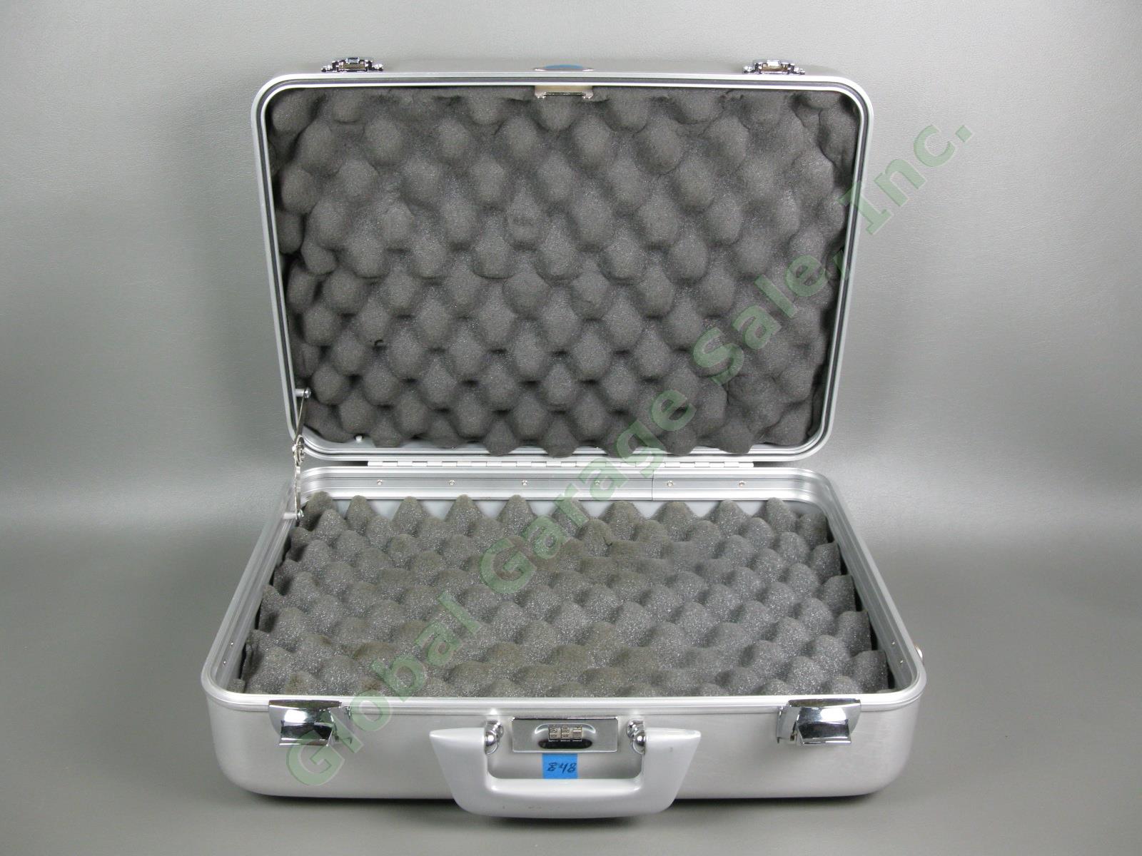 Zero Haliburton Combination Lock Aluminum Padded Briefcase Carrying Case 18x13x6