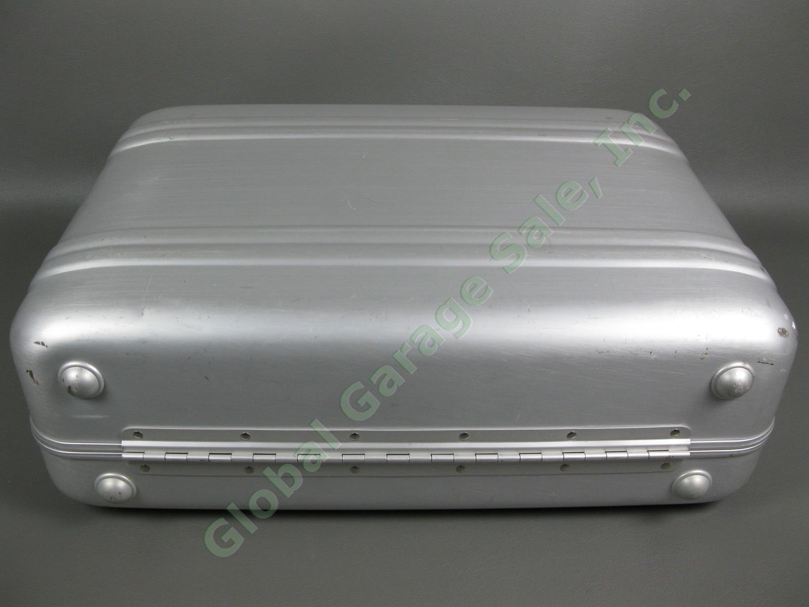Zero Haliburton Combination Lock Aluminum Padded Briefcase Carrying Case 18x13x6 3