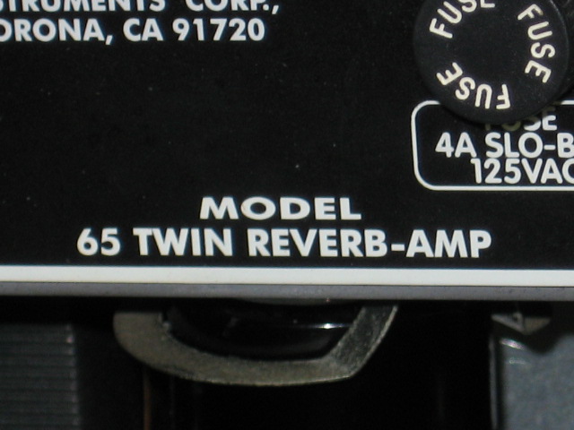 Fender 65 Twin Reverb Reissue Guitar Amp Amplifier + NR 9
