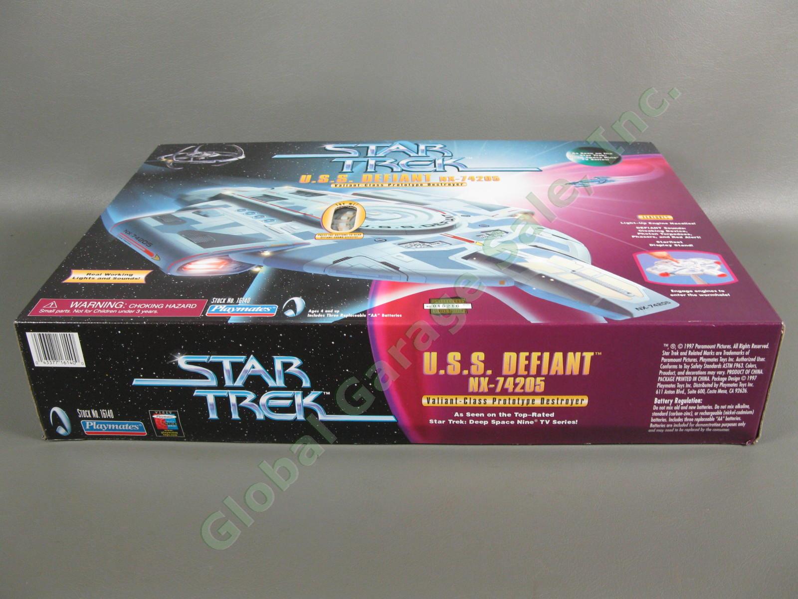 1997 Star Trek USS Defiant NX-74205 Deep Space Nine Destroyer Playmates 16140 NR 4