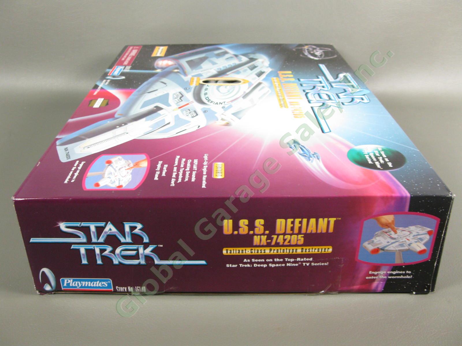 1997 Star Trek USS Defiant NX-74205 Deep Space Nine Destroyer Playmates 16140 NR 5