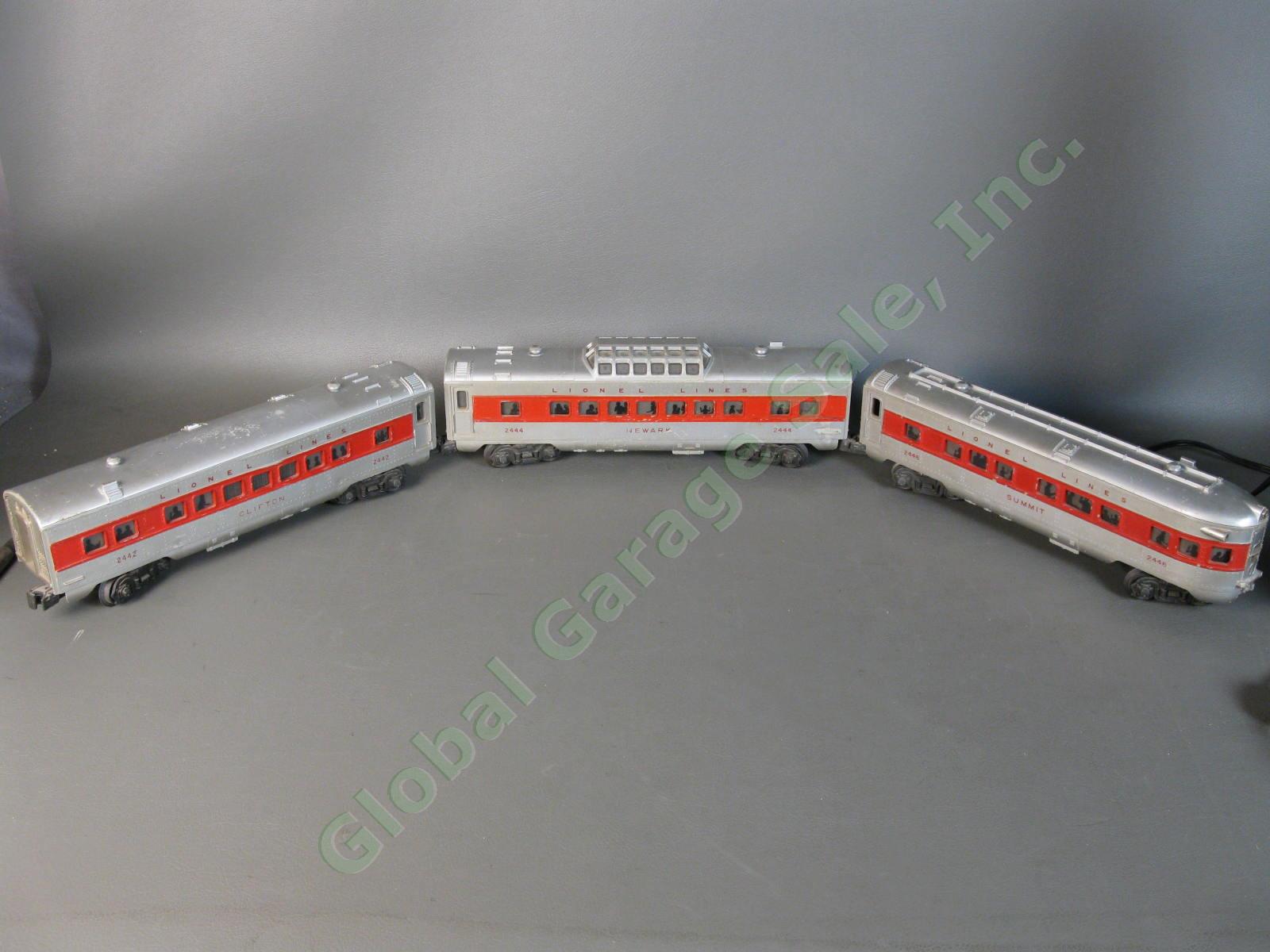 3 RARE Lionel Passenger Train Cars 2442 2444 2446 Red Stripe Set Post War 1956