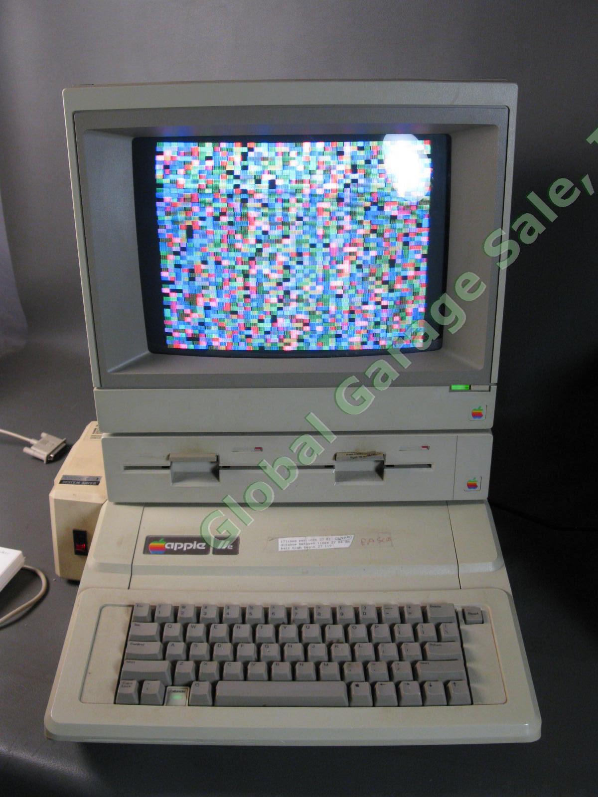 VINTAGE 1986 Apple Computer ColorMonitor IIe A2M2056 13" Inch & Manual WORKING 8