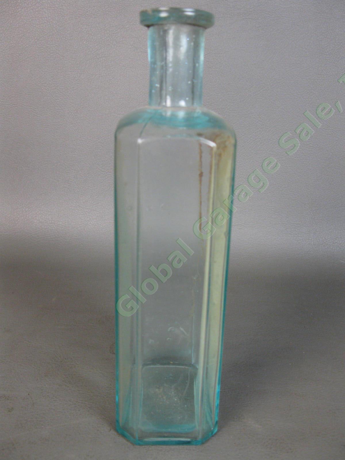 Antique Burlington Vermont Glass Bottle Yucca For The Hair Mexican Treatment NR 5