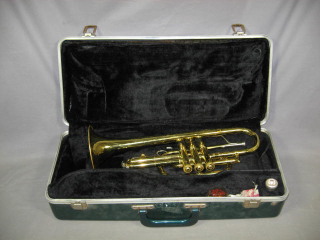 Vincent Bach Selmer Bundy Trumpet W/ Case 7C Mouthpiece