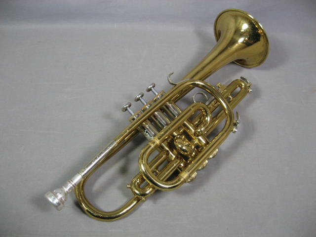 Vincent Bach Selmer Bundy Trumpet W/ Case 7C Mouthpiece 2