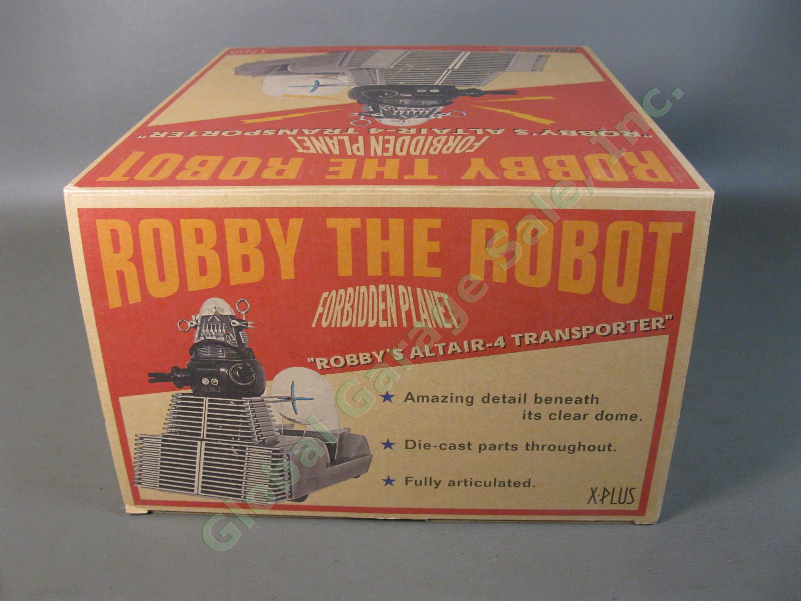 1956 Forbidden Planet Robby the Robot & Altair-4 Transporter 2006 X-Plus Sci-Fi 2