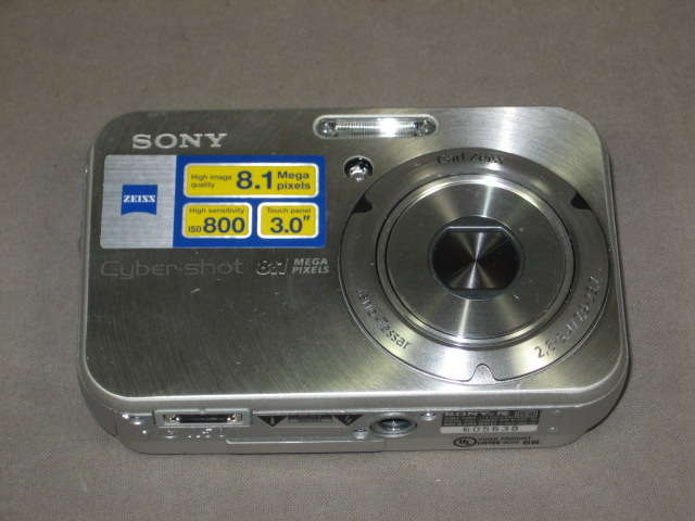 Sony Cyber-shot DSC-N1 Digital Camera 8.1 Megapixel NR 1