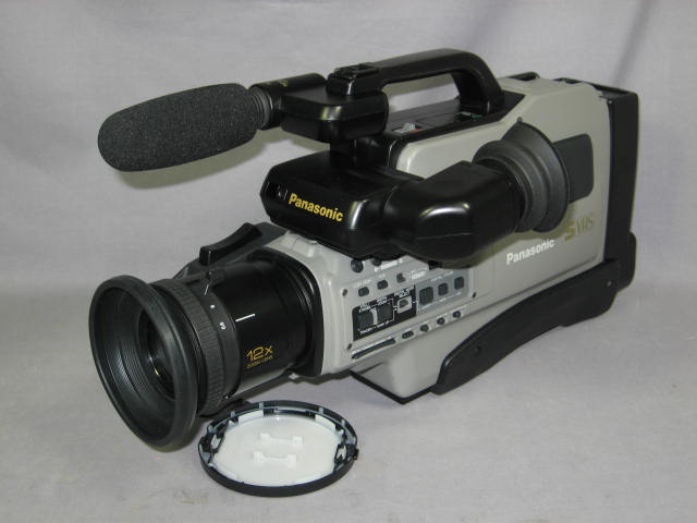 Panasonic AG-456 S-VHS Pro Line Video Camera Camcorder 1