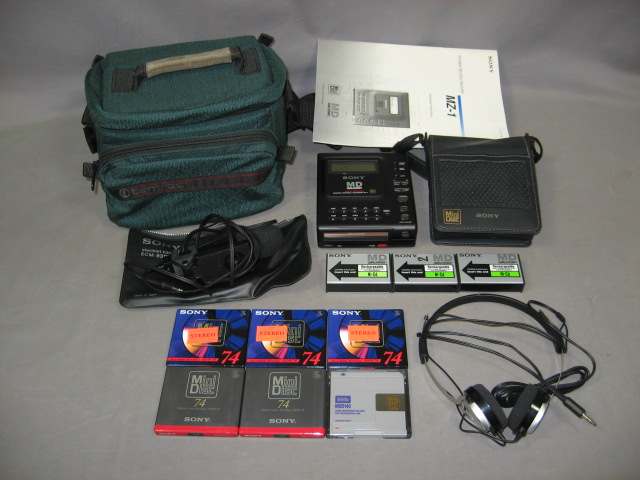 Sony MZ-1 MD Walkman Mini Disc Recorder Player W/ Case+