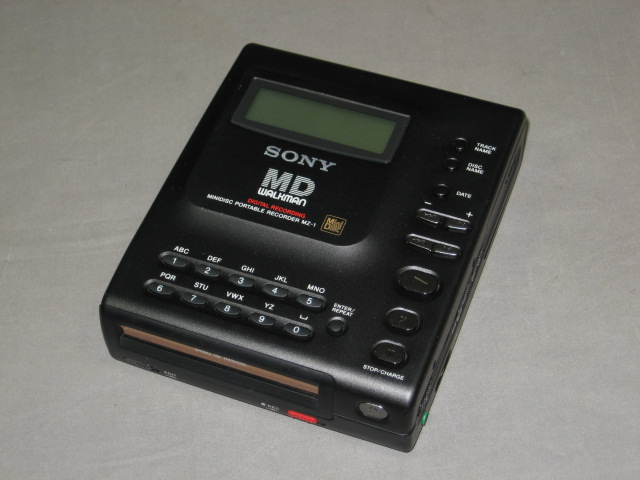 Sony MZ-1 MD Walkman Mini Disc Recorder Player W/ Case+ 1