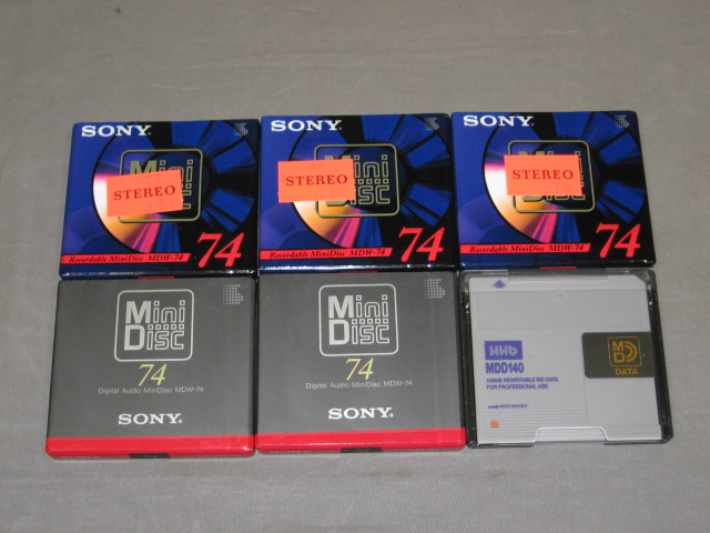 Sony MZ-1 MD Walkman Mini Disc Recorder Player W/ Case+ 6