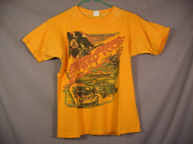 Bruce Springsteen 1975-85 Tour T-Shirts Program Buttons 1