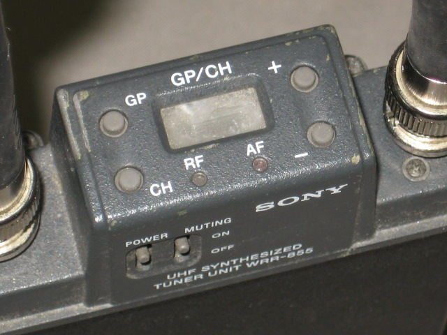 Sony WRT-822B 66 UHF Transmitter + WRR-855B Tuner Unit 3