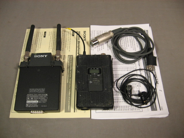 Sony WRT-822B 62 UHF Transmitter + WRR-855B Tuner Unit