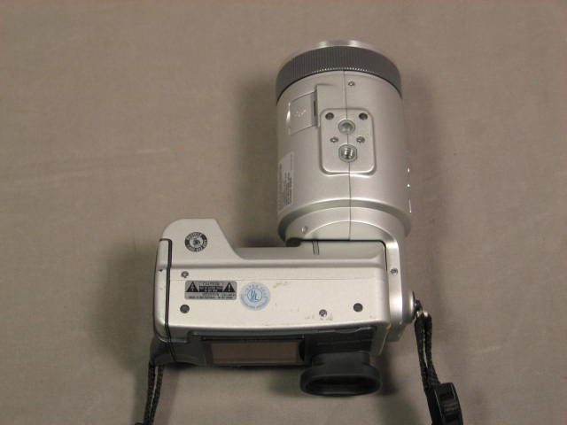 Sony CyberShot DSC-F717 5.0 Megapixel Digital Camera NR 6