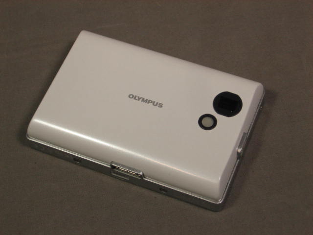 Olympus m:robe MR-500i 20GB MP3 Player Digital Camera + 2