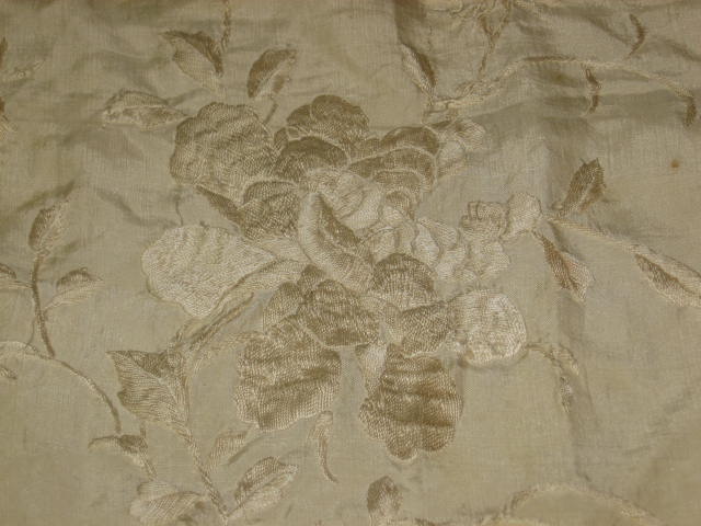 Antique Lace Dress Vintage Silk Embroidered Rose Shawl 17