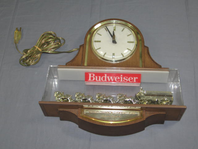 Budweiser Bud Clydesdale Clock Anheuser Busch Champion