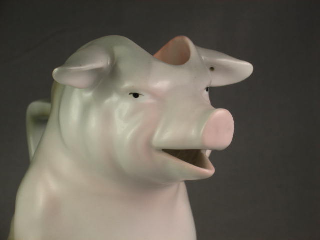 Vintage Royal Bayreuth Bavaria Pig Sow Swine Creamer NR 2