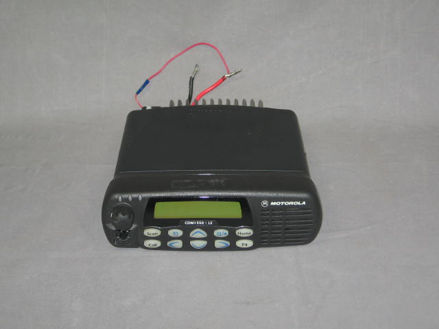 Motorola CDM1550 CDM 1550 LS 40 Watt UHF Trunking Radio