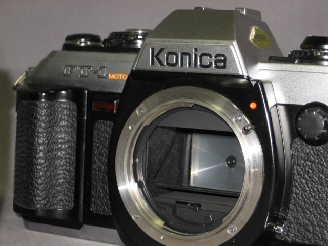 Konica Autoreflex T3 FT-1 Motor Cameras 50mm 70-210mm + 9