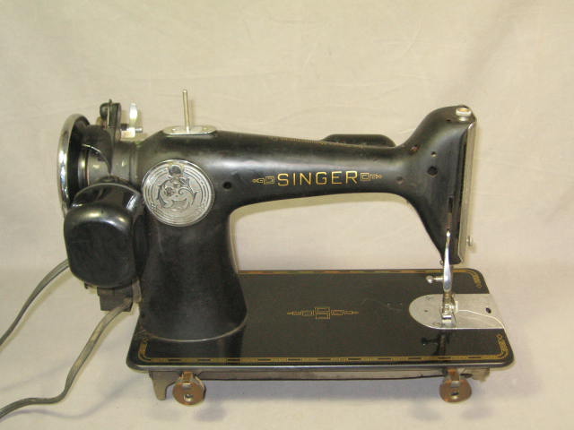 Vintage 1946 Singer 201-2 Industrial Sewing Machine+ NR 5