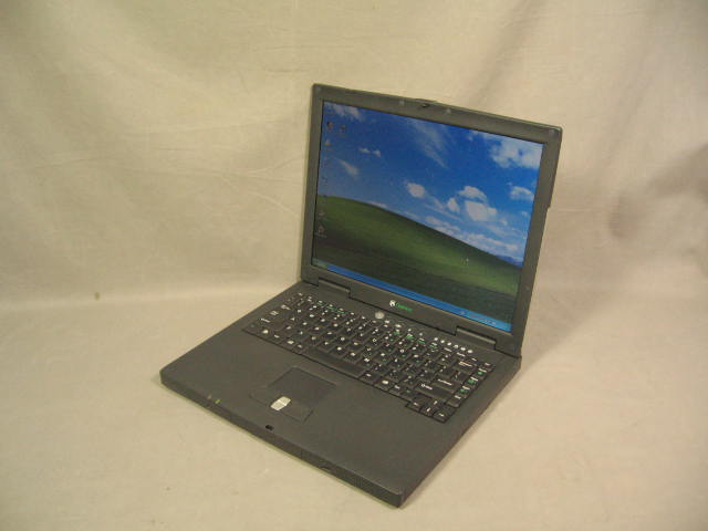 Gateway Solo 1450 Laptop 1.2GHz 256MB 20GB DVD 14" LCD+ 1