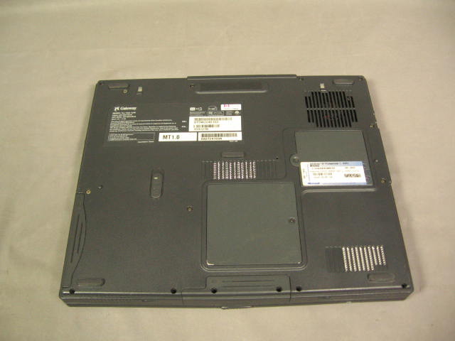 Gateway Solo 1450 Laptop 1.2GHz 256MB 20GB DVD 14" LCD+ 8