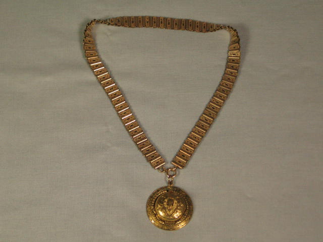 Antique Gold Filled GF Book Chain Necklace Photo Locket