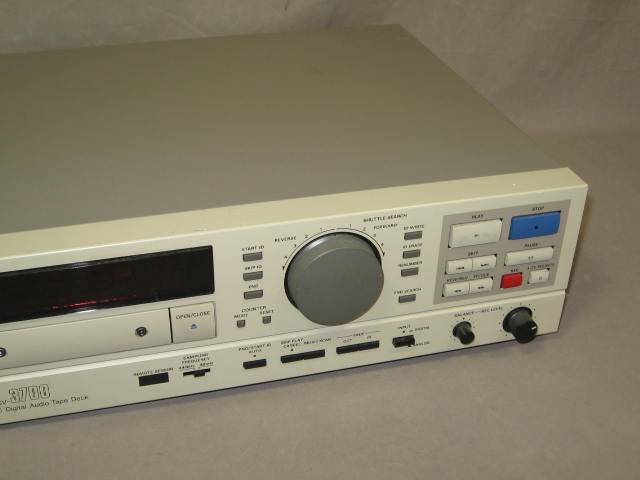 Panasonic SV-3700 Pro DAT Digital Audio Tape Recorder + 3