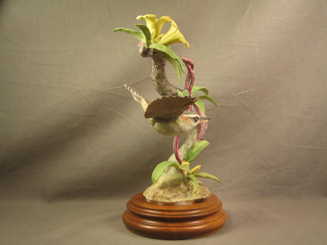 Royal Worcester Dorothy Doughty Bewicks Wren Bird Flower Porcelain Figure NR 4