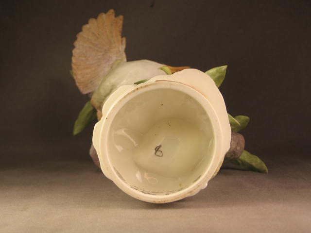 Royal Worcester Dorothy Doughty Bewicks Wren Bird Flower Porcelain Figure NR 6