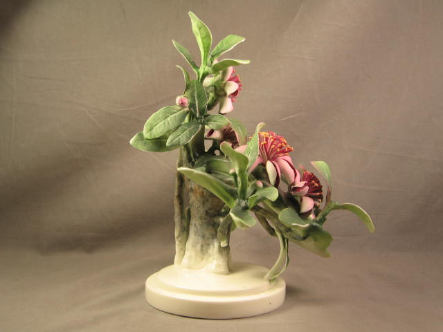 Royal Worcester Dorothy Doughty Mexican Feijoa Ladybird Flower Porcelain Figure 4