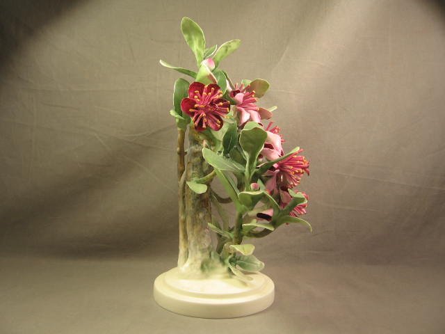 Royal Worcester Dorothy Doughty Mexican Feijoa & Ladybird Flower Figure Figurine 4
