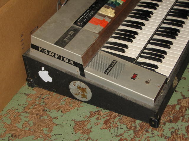 Vintage 1970s Farfisa VIP 233 VIP233 Combo Organ + NR! 3