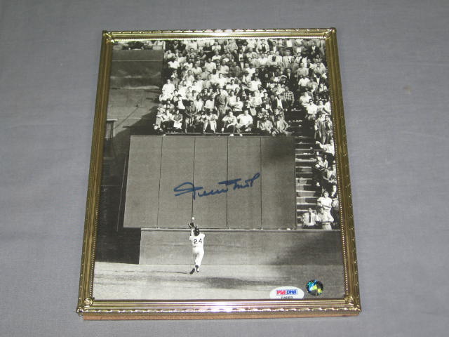 Signed Willie Mays Autograph Baseball Photo PSA/DNA NR!