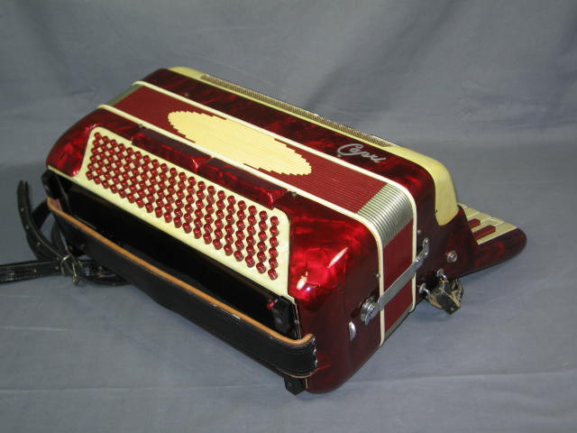 Vintage Red Capri Piano Accordion Accordian W/ Case NR! 5