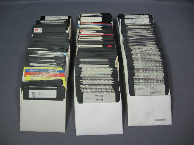 Vtg Commodore 64/128 Computer Game Software Program Lot