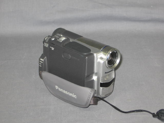 Panasonic PV-DV203 MiniDV Video Palmcorder Camcorder + 3