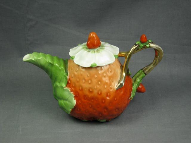 Vtg Royal Bayreuth Bavaria Strawberry Tea Pot W/ Lid NR