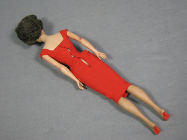 Vtg 1963 Brunette Bubble Cut Barbie Doll W/ Box Clothes 4