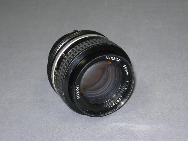 Nikon Nikkor 50mm 1.4 35mm SLR Film Camera Lens W/ Caps 2
