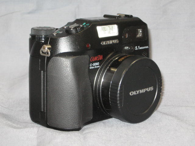 Olympus Camedia C-5060 Wide Zoom Camera 5.1 Megapixel 2