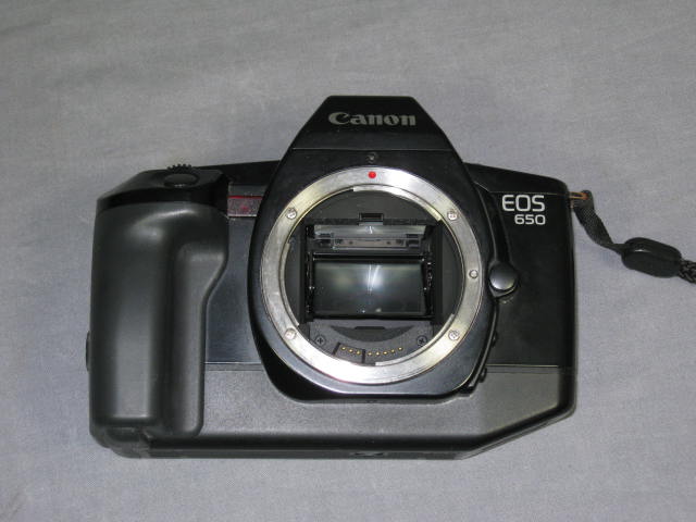 Canon EOS 650 35mm SLR Camera 35-70 75-300mm Zoom Lens 7