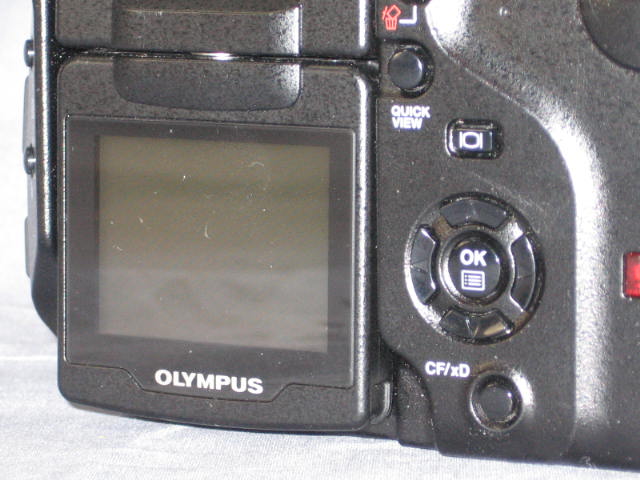 Olympus Camedia C-5060 Wide Zoom Camera 5.1 Megapixel 8