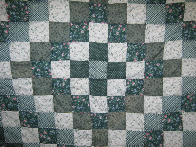 Lovely Hand Made Amish Queen Size Quilt Never Used NR! 2