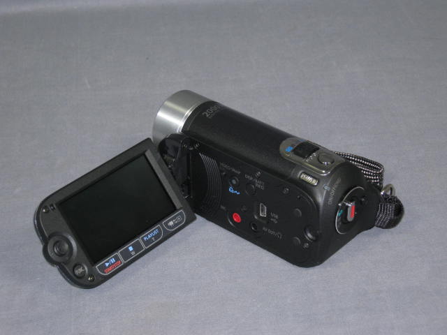 Canon FS200 Digital Flash Memory Video Camera Camcorder 2